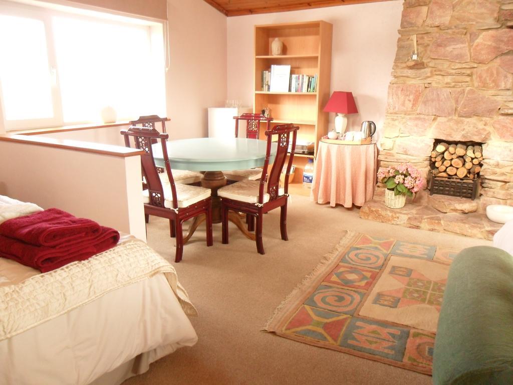 Bank Cottage B&B นิวพอร์ต ห้อง รูปภาพ